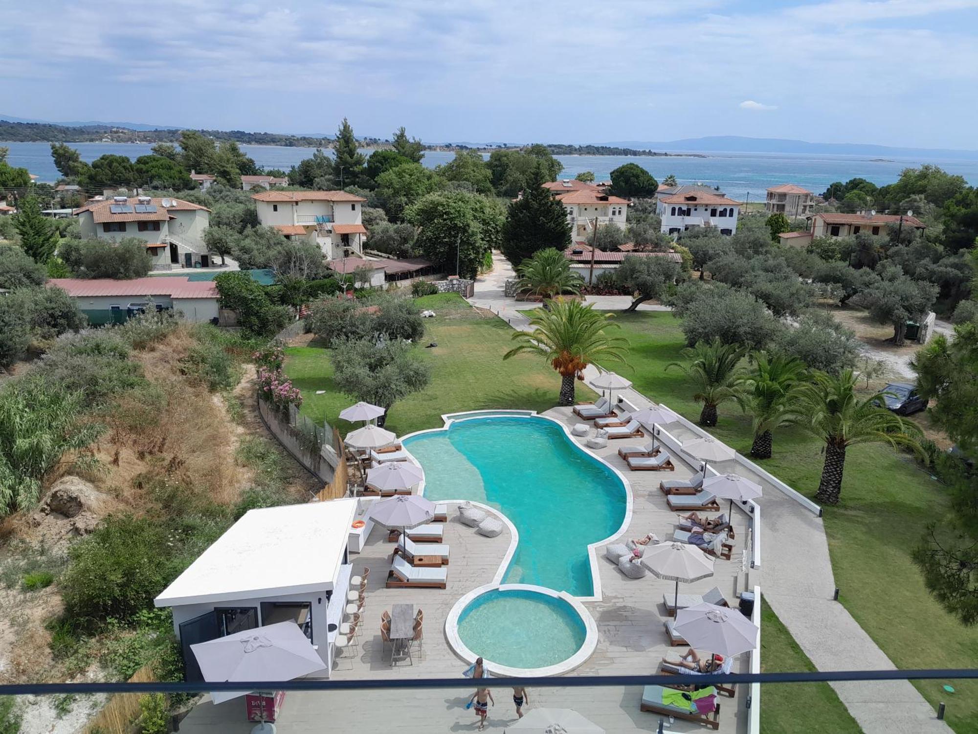 Domus Hospitality Aparthotel Vourvourou Exteriör bild